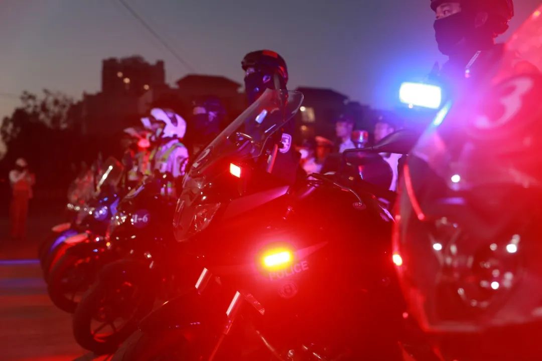 雷霆整治,雷霆亮剑扫黑除恶