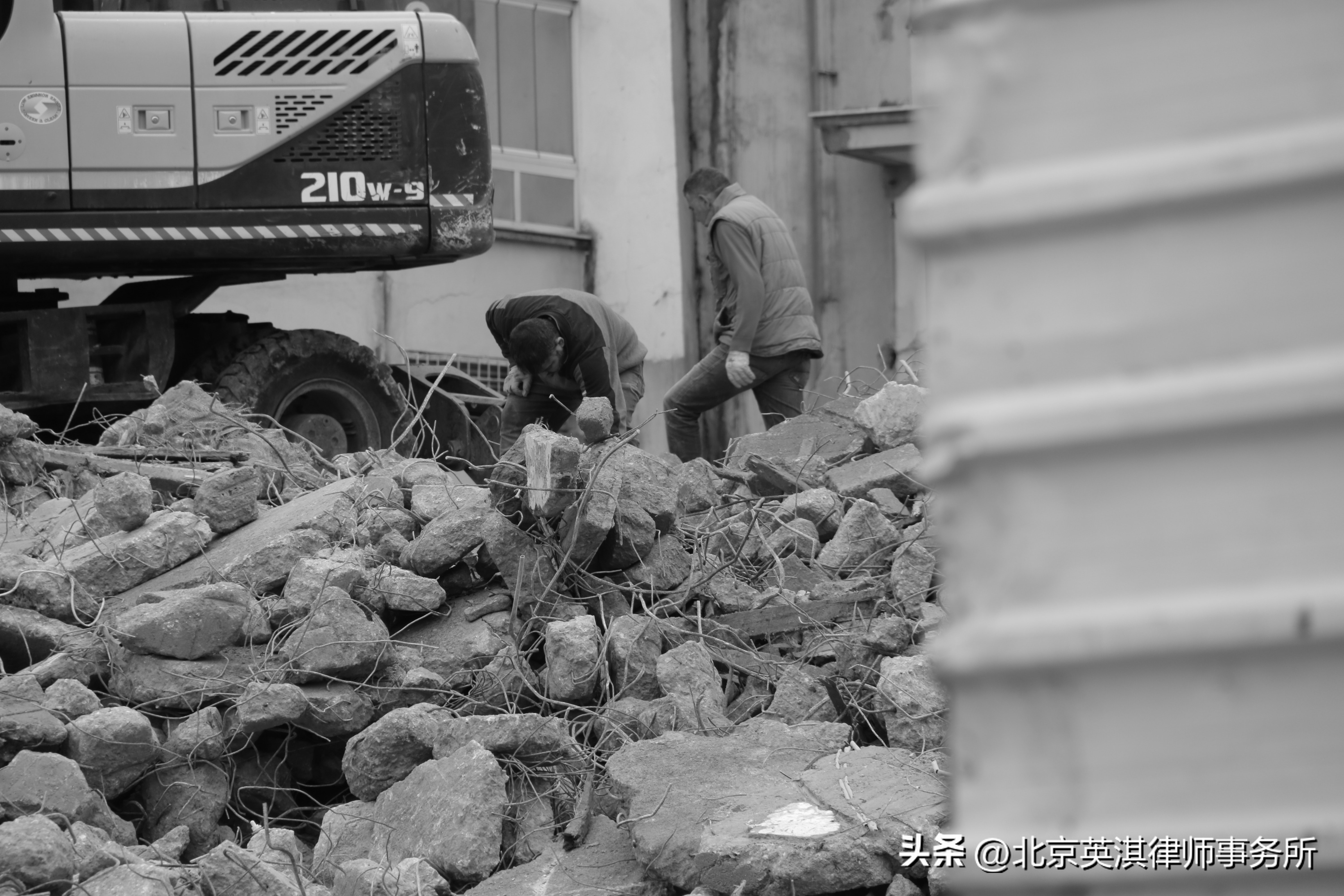 养鸡场被违法拆除,养鸡场被关停后又说违建该怎么办