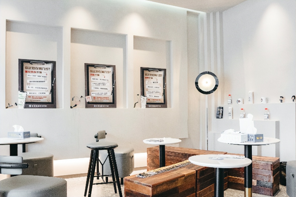 跨界品牌合作经典案例,经典品牌跨界开店