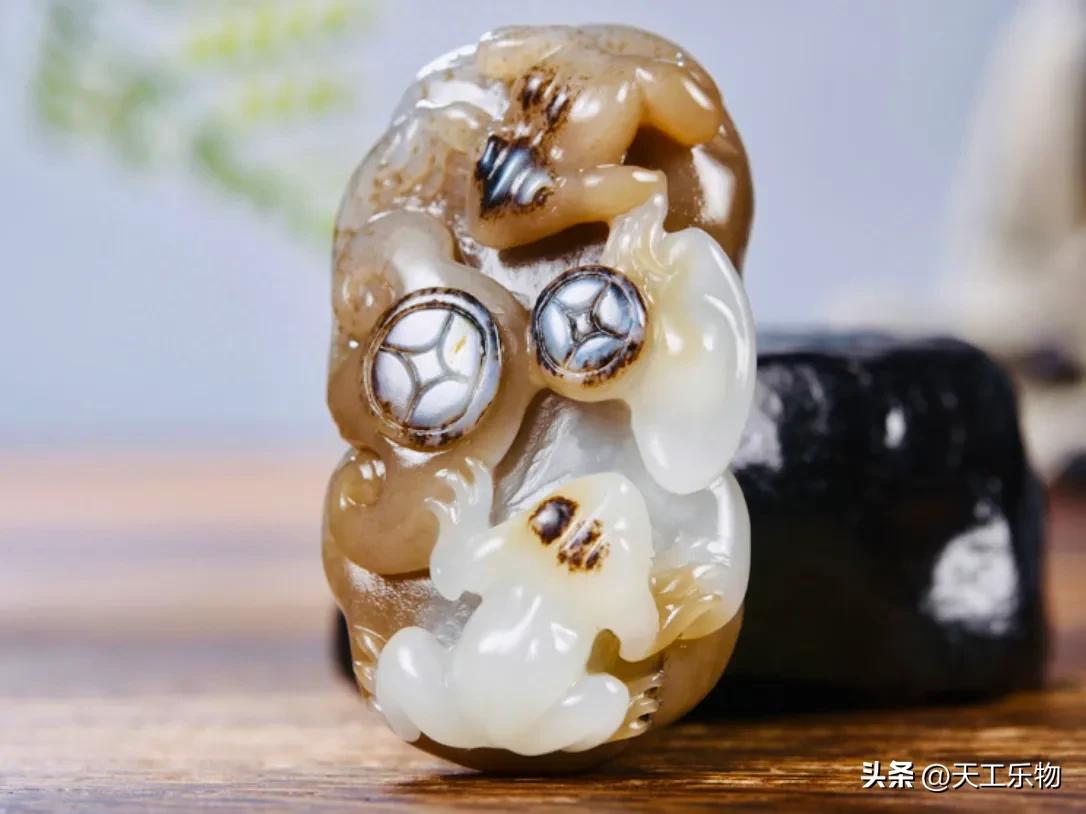 糖色是山料，沁色是籽料，那和田玉“糖沁”又是什么料？