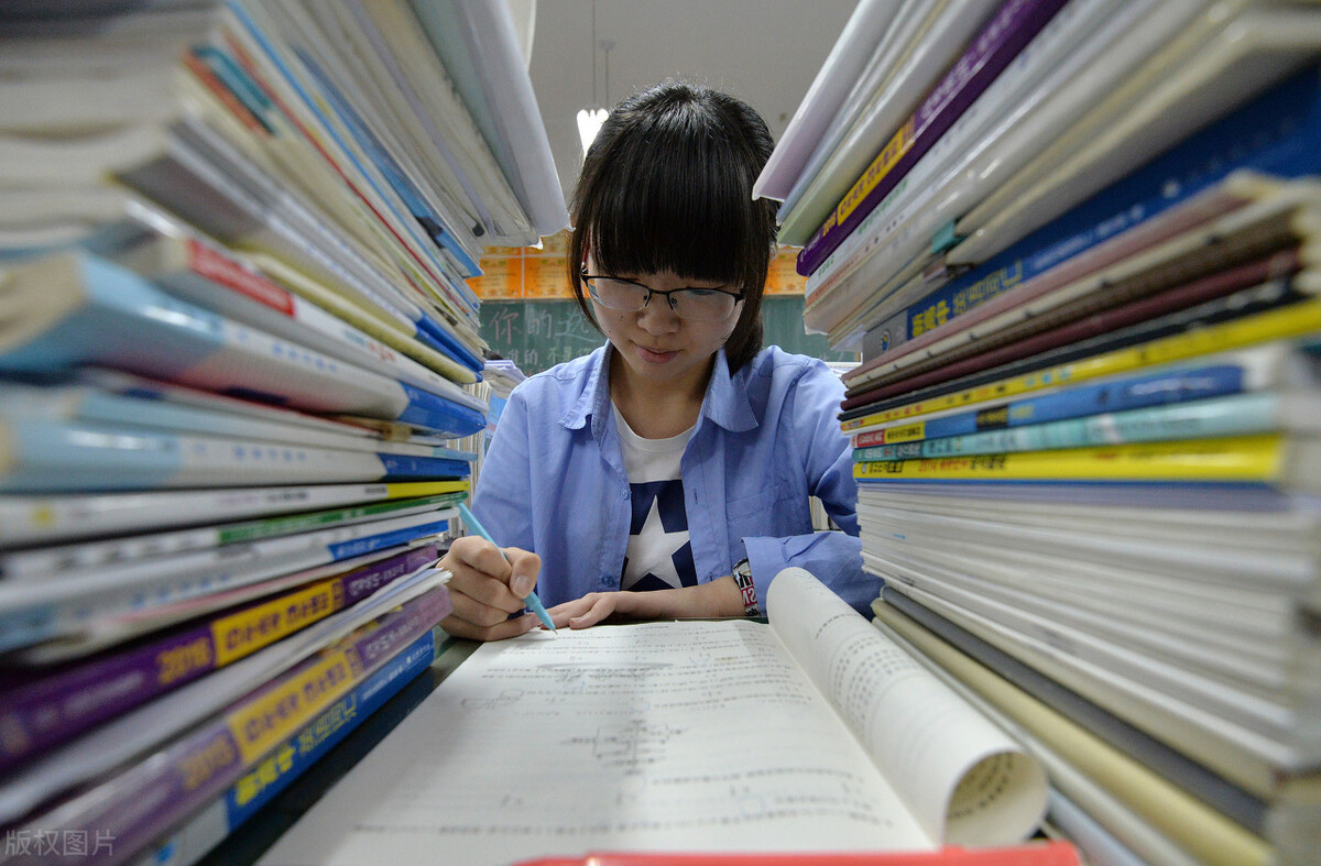 不影响中学生正常作息的睡眠时间,初中生如何安排合理的睡眠时间