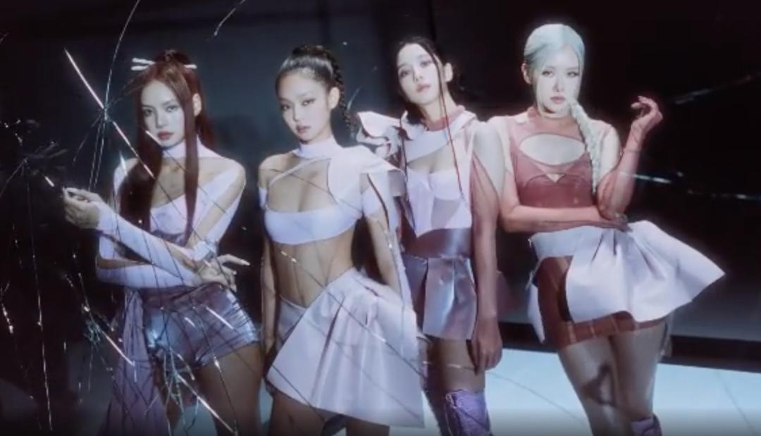 BLACKPINK全员上身的品牌究竟什么来头？