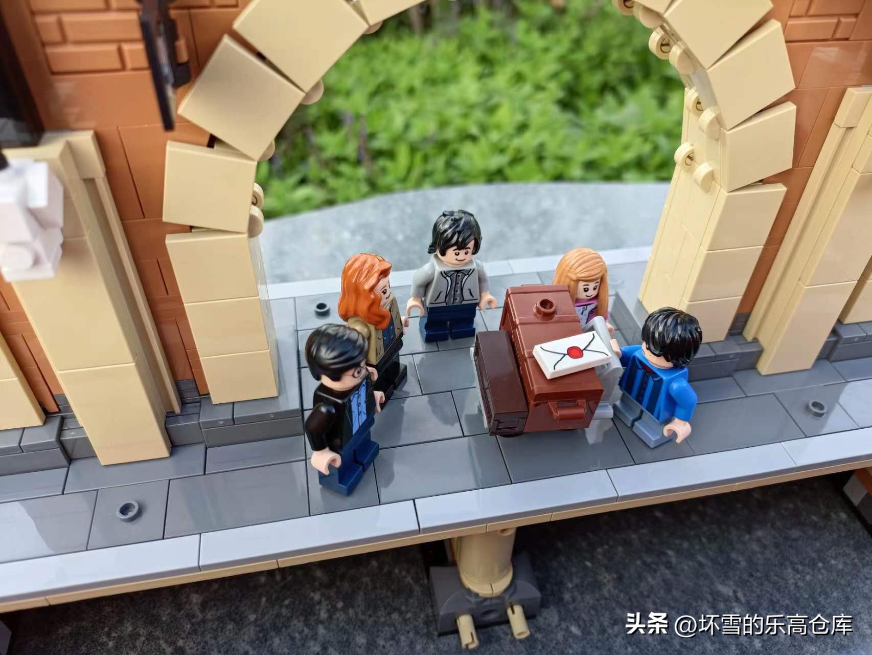 边看哈利波特，边拼乐高：爆肝试玩76405霍格沃茨特快