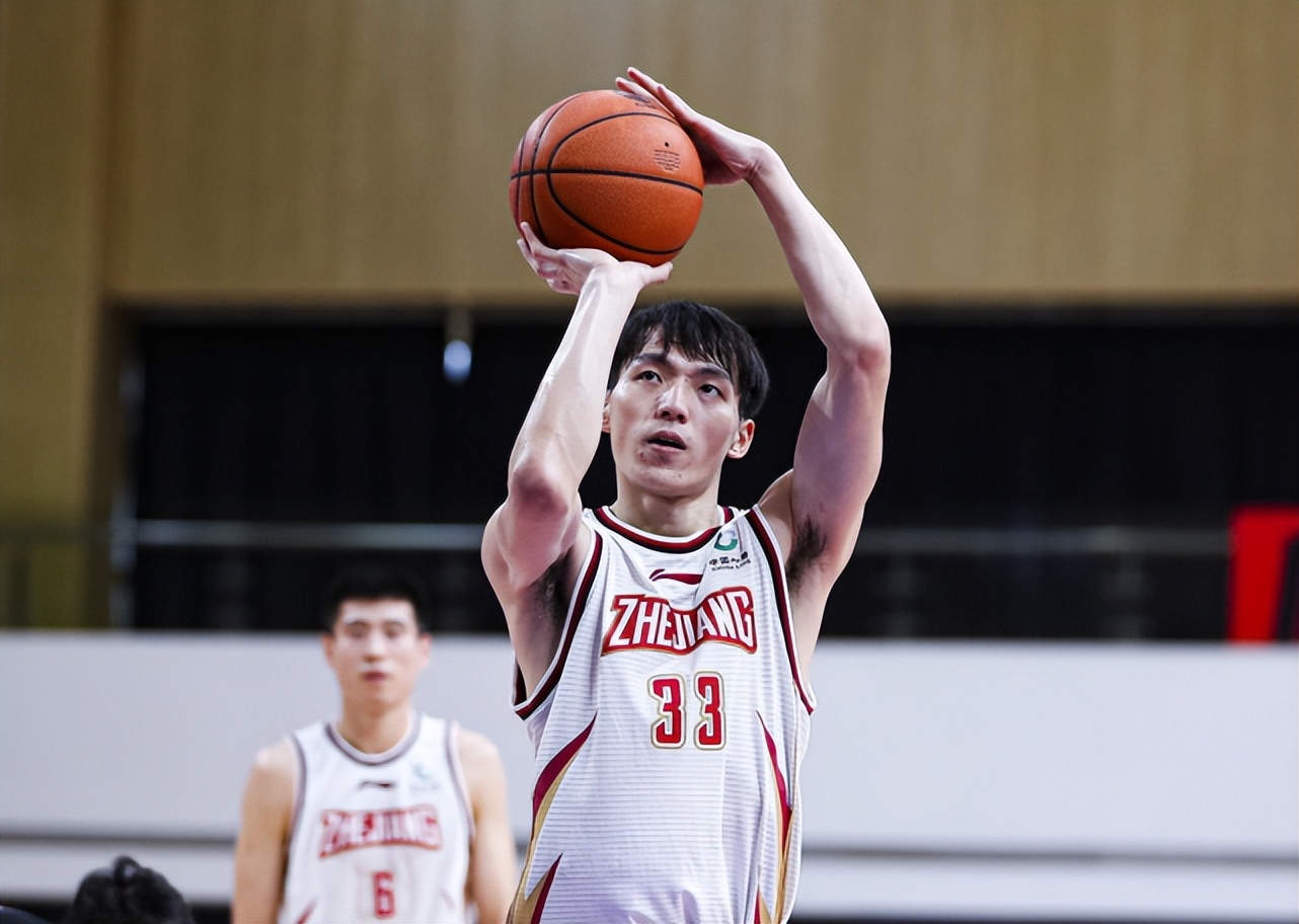 高诗岩顶替郭艾伦,高诗岩2500万转会