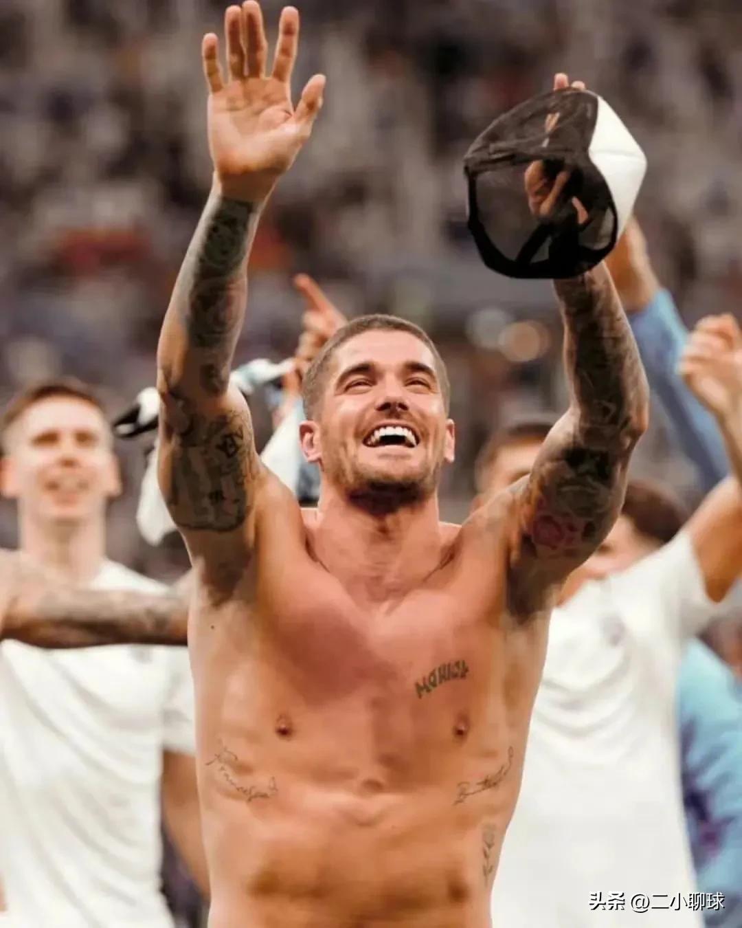 四个专家对梅西的评价,专家评论梅西的人球合一