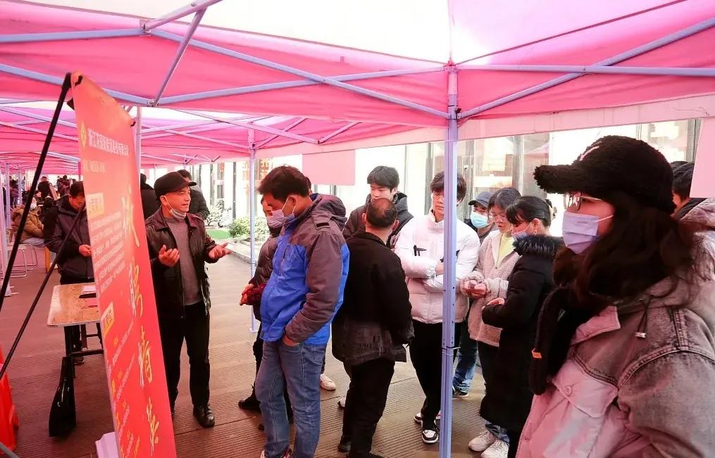 到永康工作真的送汽车为何还招不到人网友:关键是工资有多高?