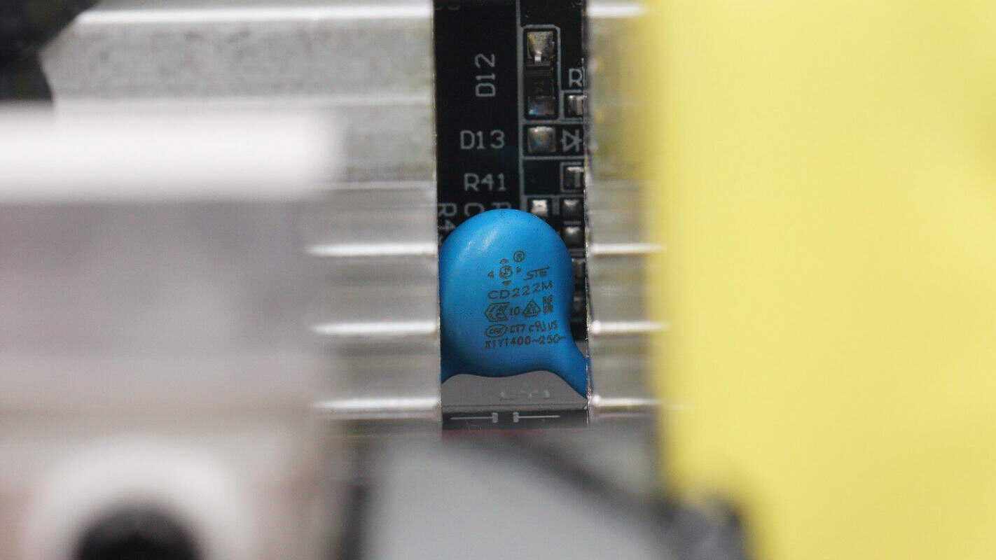 倍思新款150w逆变器,倍思500w车载逆变器