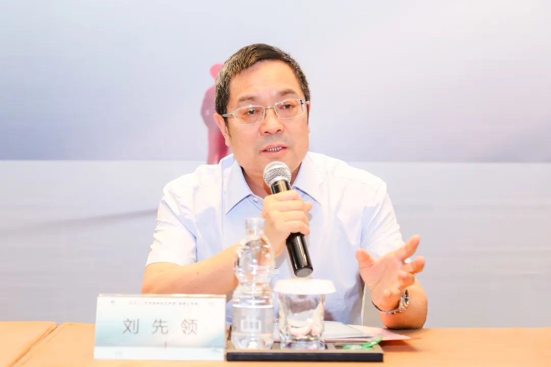 曾珊教授、刘先领教授、杨农教授：肿瘤精准治疗风光无限