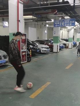 小学生足球成长之路,足球之路妈妈