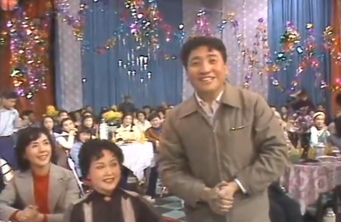 春晚现场吃鸡,39年前春晚