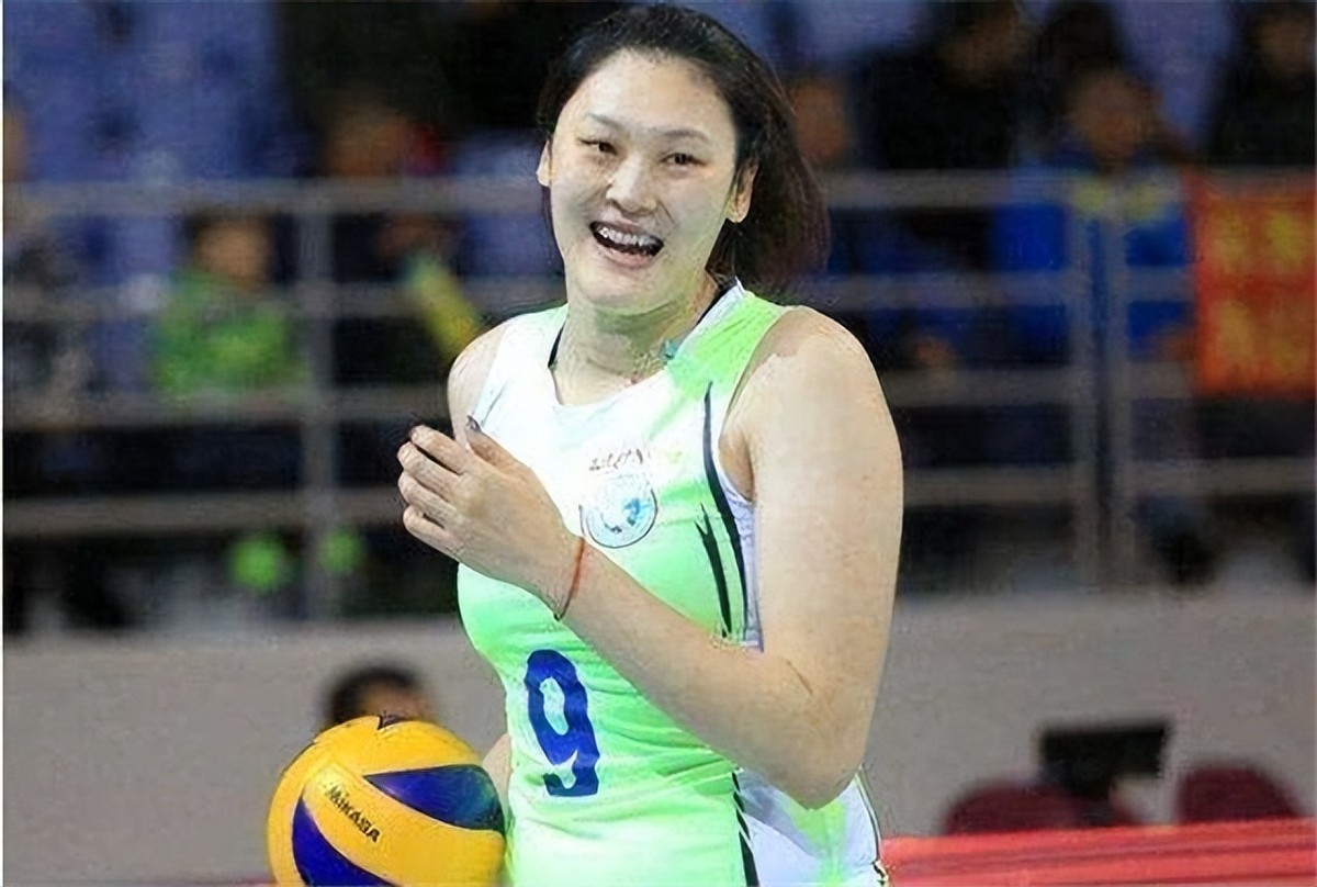 老排球队员王一梅近况,女排重炮手王一梅为何被弃用