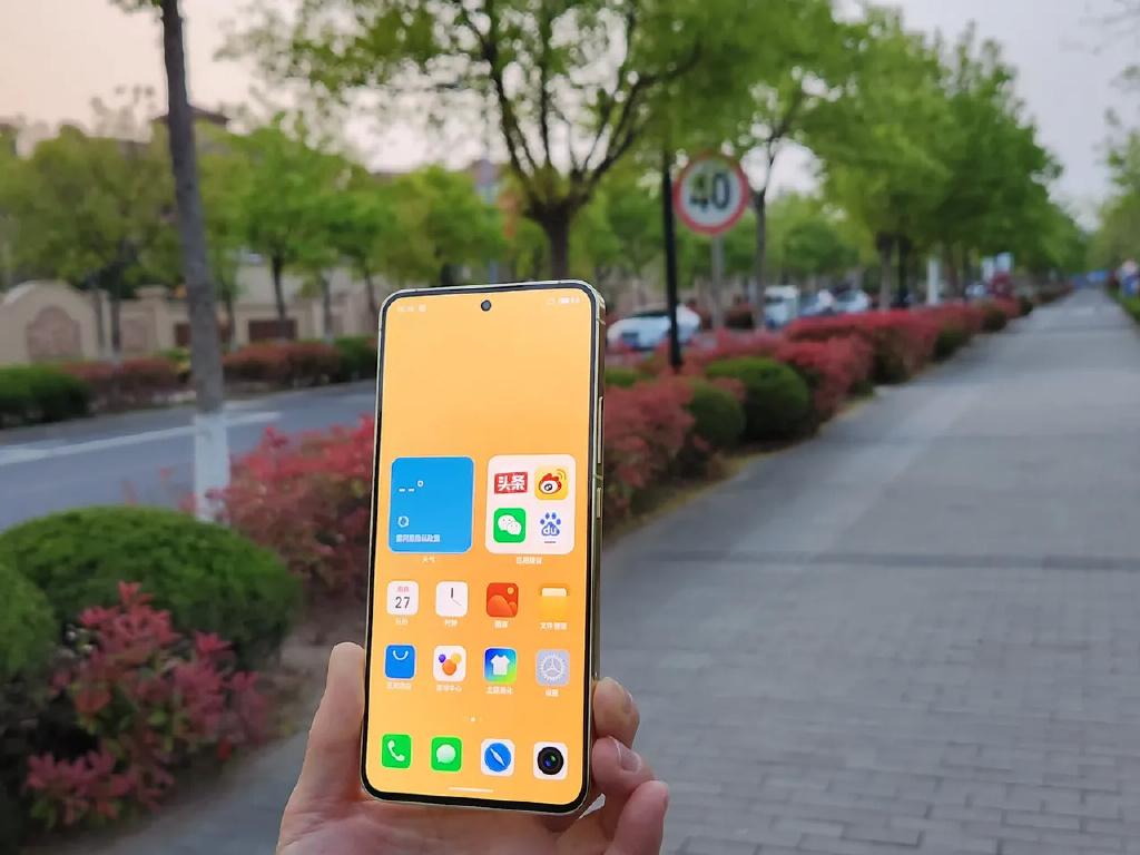 苹果15promax魅族,iphone15pro2023年还值得用吗