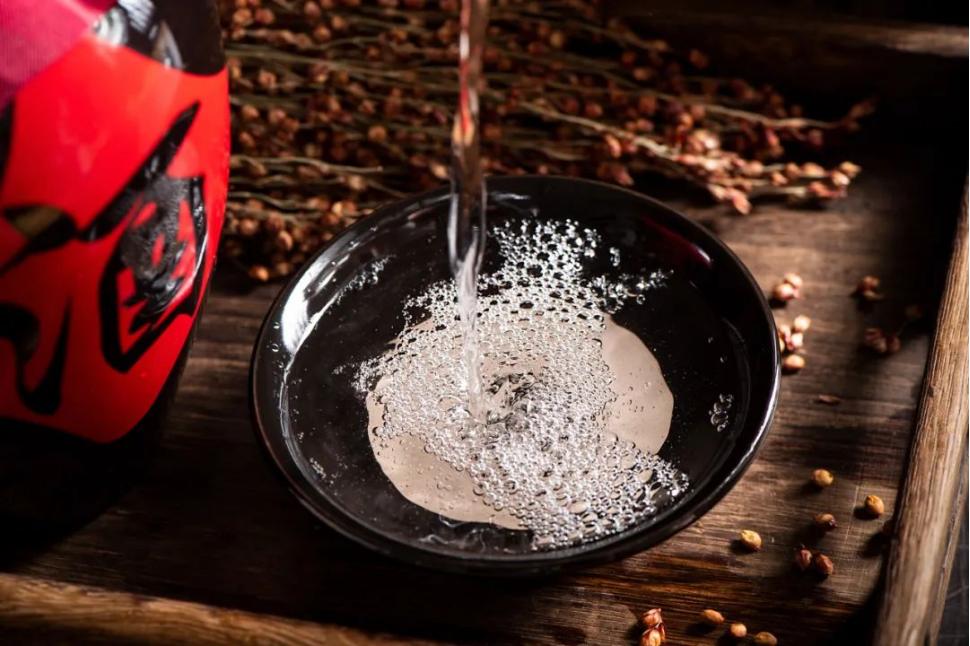 涓婂競鍏徃杞仛鐧介厭鑲＄エ,涓婂競鍏徃鍝簺鏄湁閰掔殑鑲＄エ