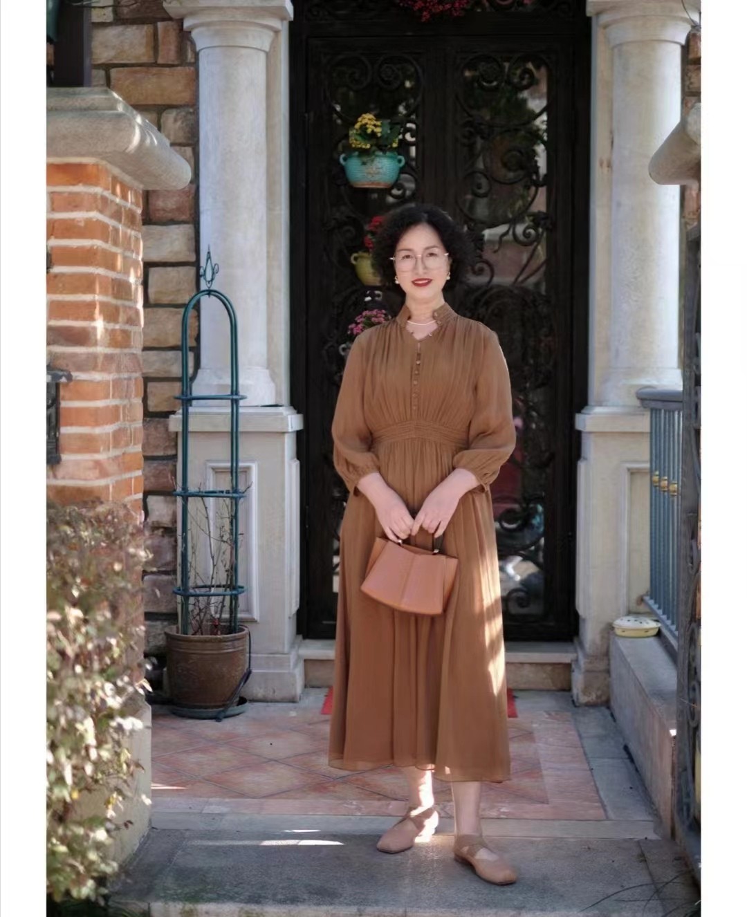 适合50岁女人的发型减龄又洋气,50岁减龄发型女2020流行发型