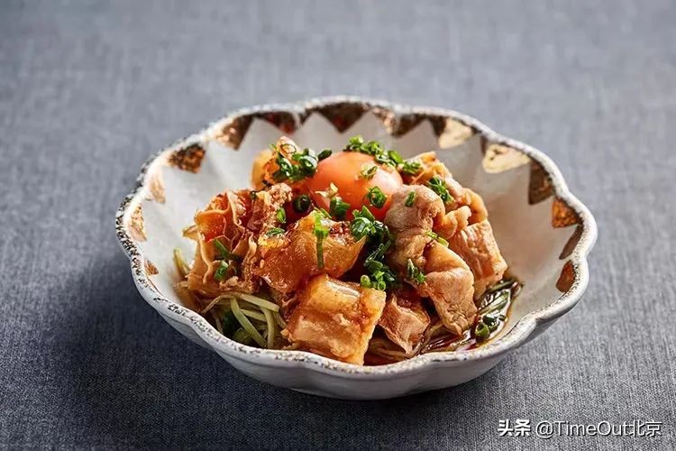 吃饱喝美幸福满溢，京城7个餐饮新消息