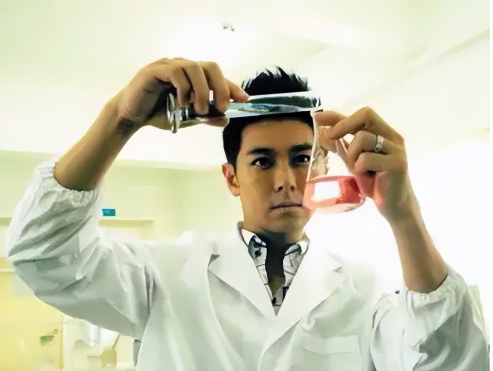 成本4块卖4块怎么赚钱,4块钱成本卖10块钱利润是多少