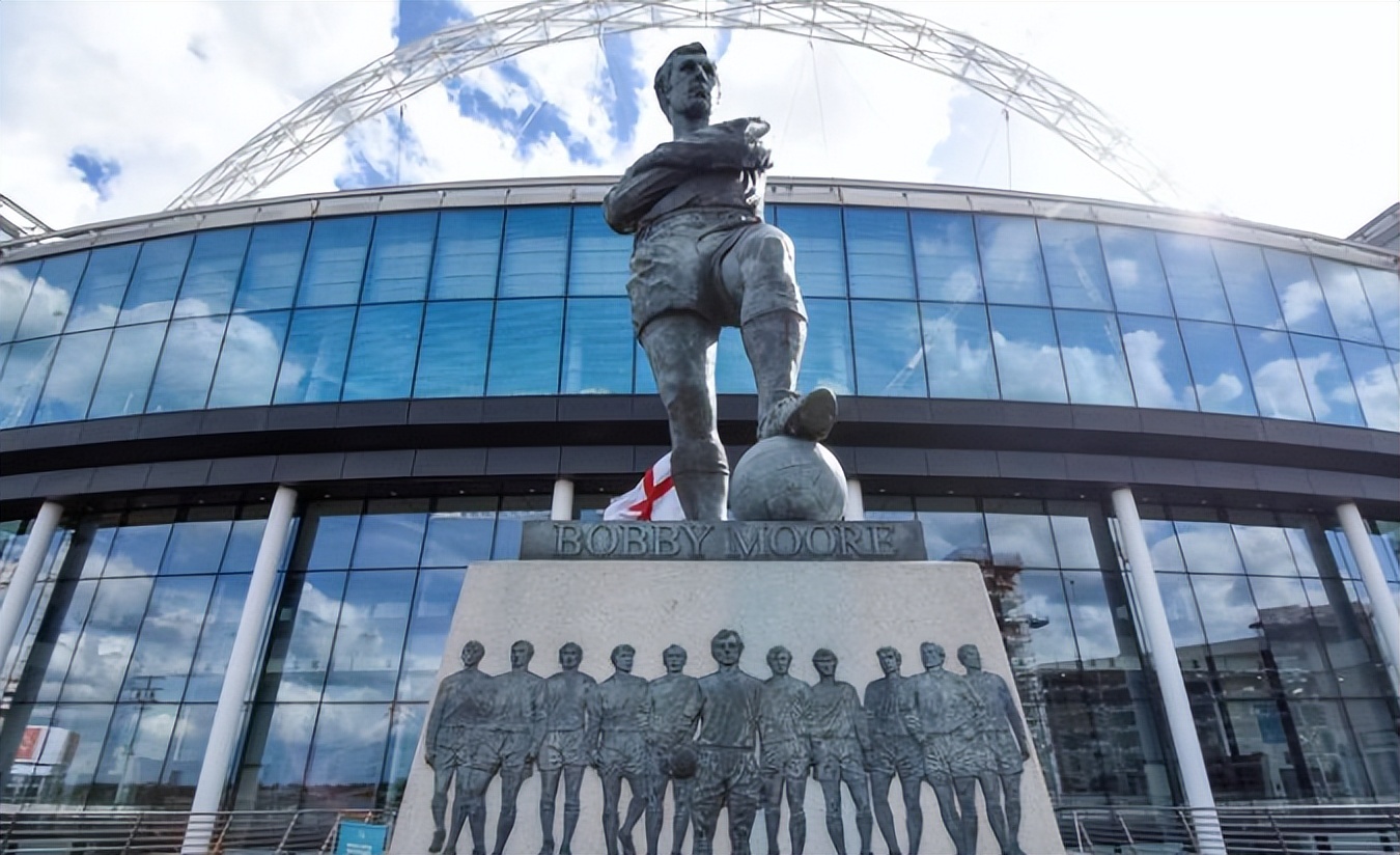 英格兰历史上最优秀的球员,英格兰历史最伟大球员