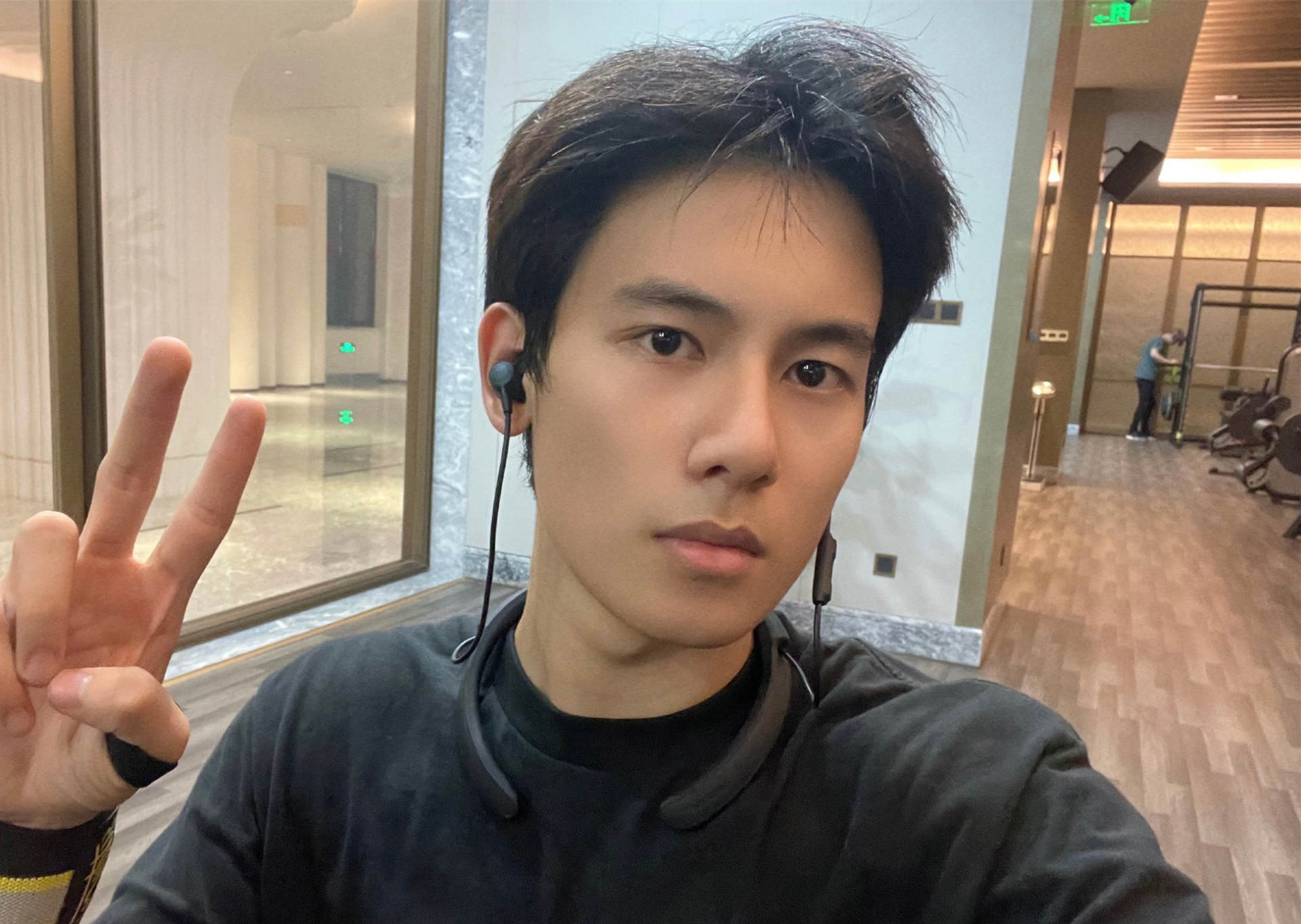 周星驰割双眼皮访谈,周星驰割双眼皮前的电影