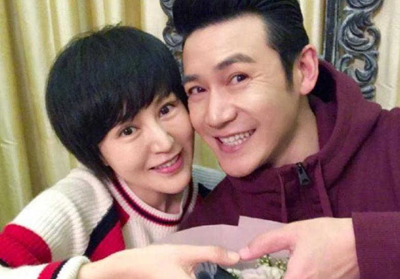 陆毅女儿贝儿鲍蕾,贝儿陆毅鲍蕾腿长