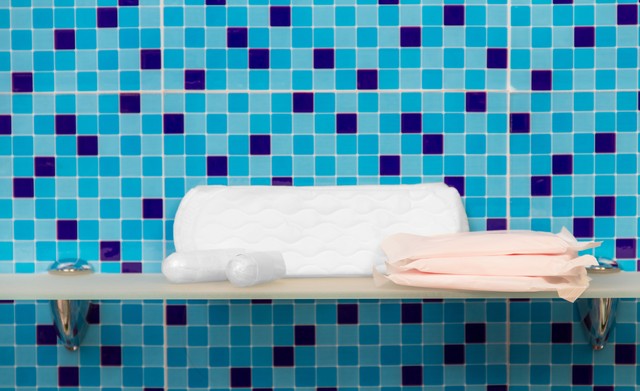 姨妈巾过敏的症状和表现,姨妈巾过敏瘙痒痛怎么解决