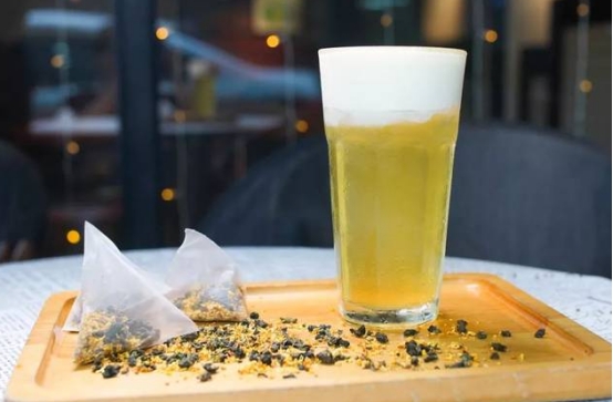 茶加奶盖和奶茶的区别,奶茶里面的奶泡和奶盖有什么区别