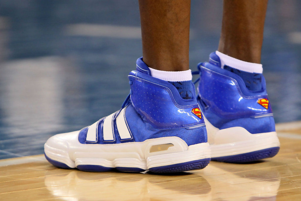 德怀特霍华德代言的球鞋,霍华德穿过的阿迪篮球鞋有哪些