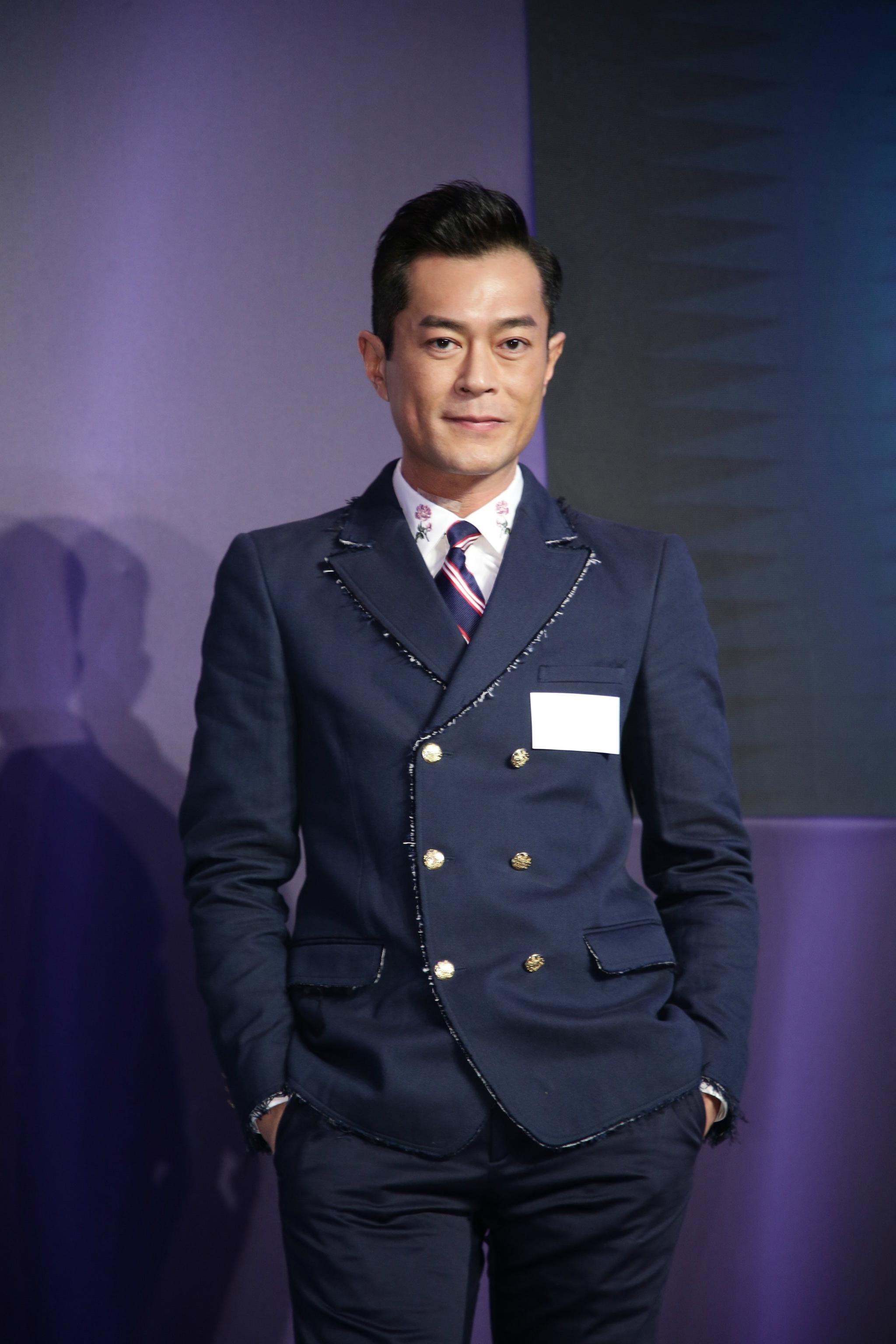 终生没结婚的香港三大男明星,至今未结婚的九位男明星