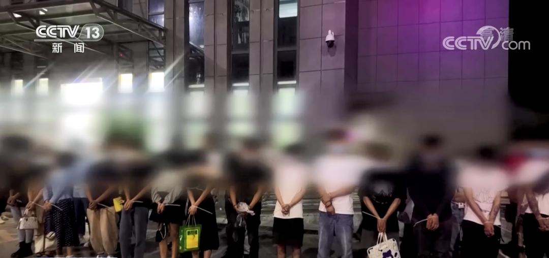 反诈在行动之重拳出击,法治在线反诈在行动之重拳出击