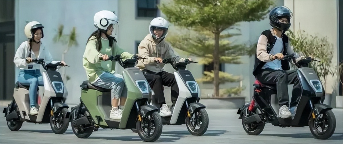 电动车铅酸还是石墨烯好,电动车是铅酸电池还是锂电池好