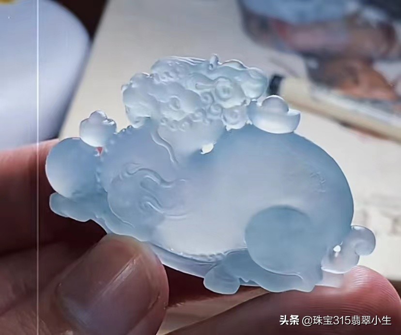 危料帝王绿翡翠与缅甸翡翠差异,翡翠缅料与危料肉眼能区分开么