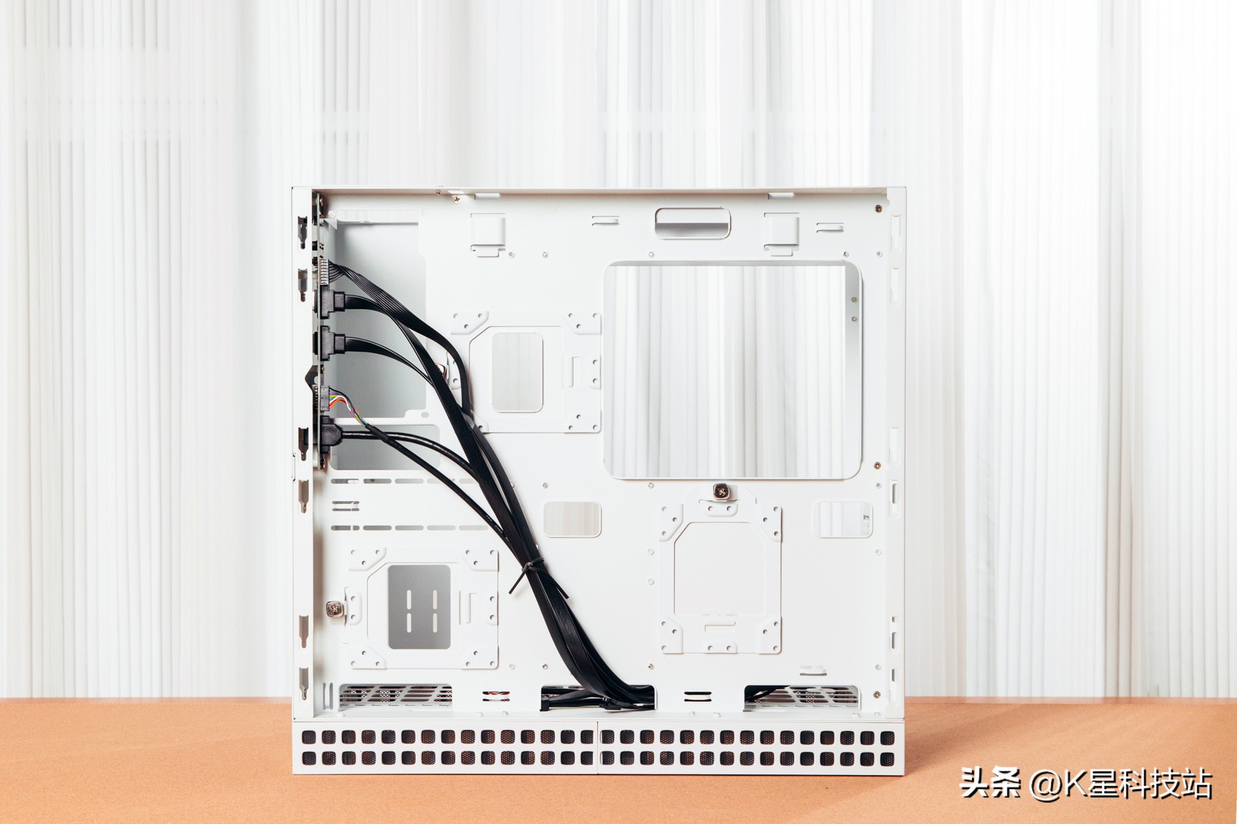 华硕x670e-egaming开箱评测,华硕x670e怎么选择