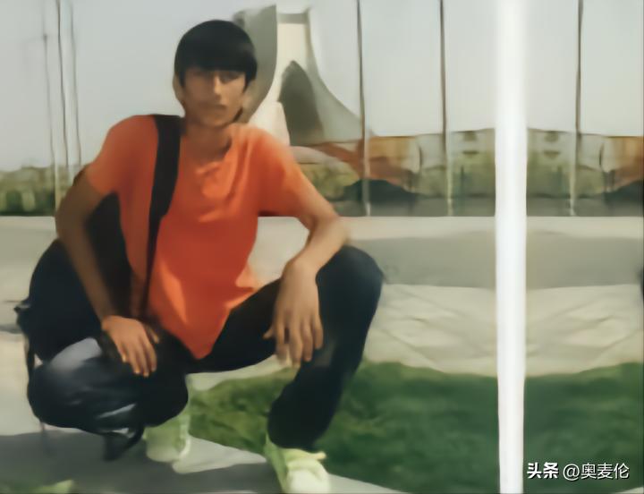 波斯铁骑守门人:险被童年埋葬的人生,4年后再见