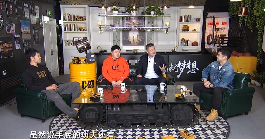 cba官方表扬郭艾伦,郭艾伦他打cba赚了多少钱