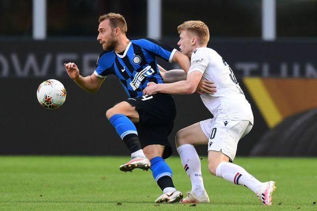 u球直播精彩回放,埃里克森现在在哪个俱乐部踢球