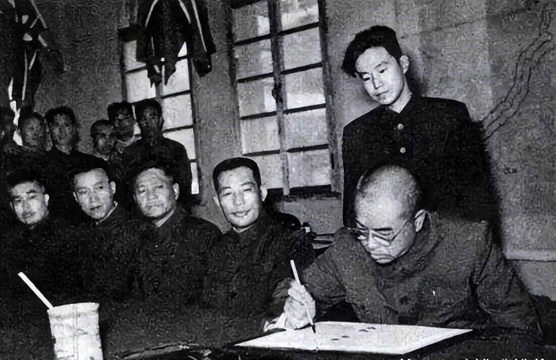 从任人宰割，到主持世界和平，一百年来，中国到底有多难