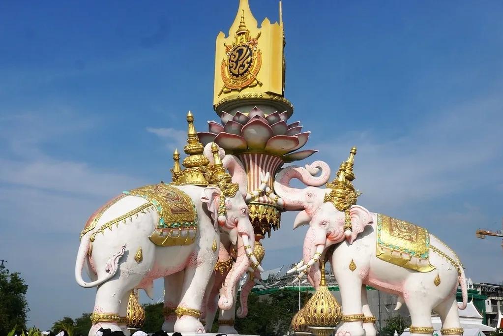 与三对夫妻的旅行奇遇记：你想收获什么，就去播种什么