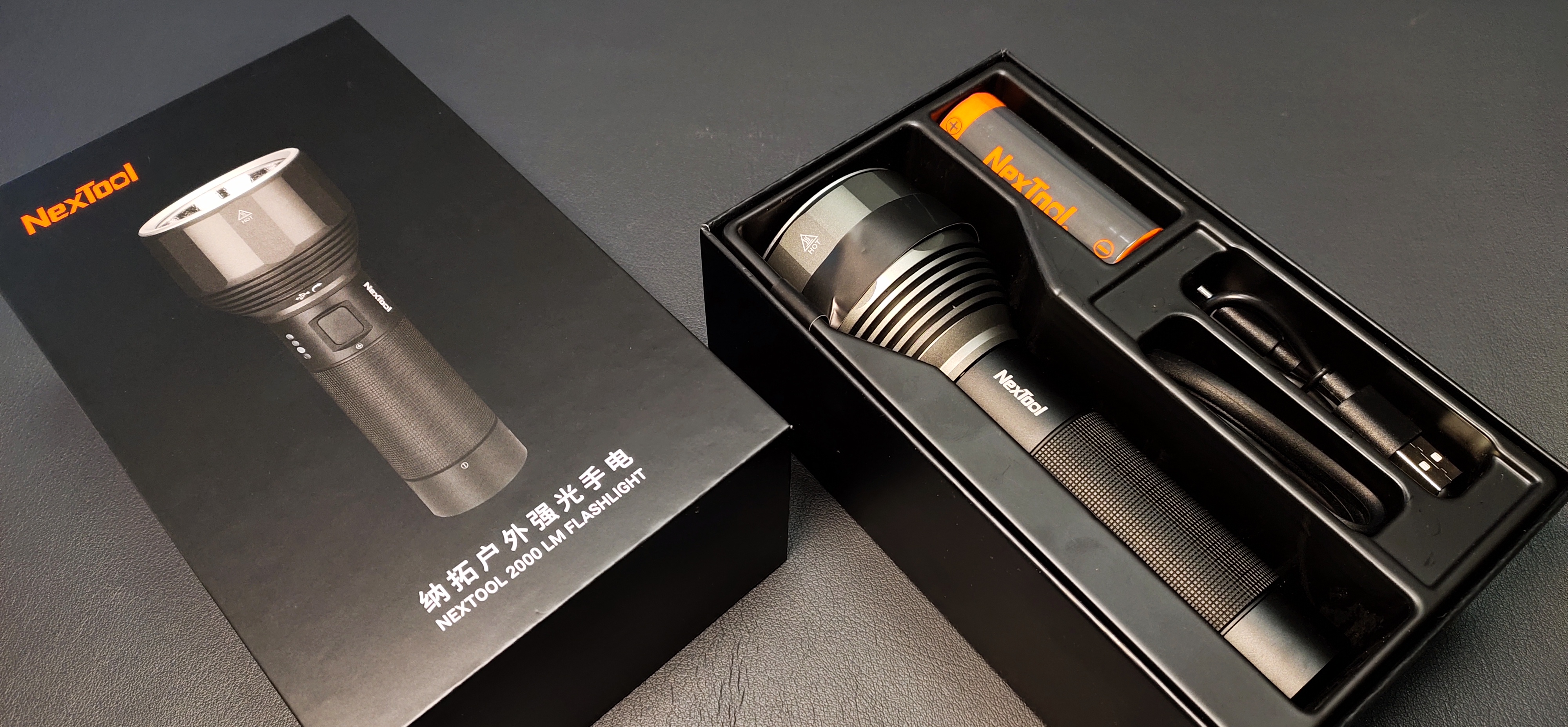 长续航探照灯户外便携,户外探险大泛光手电