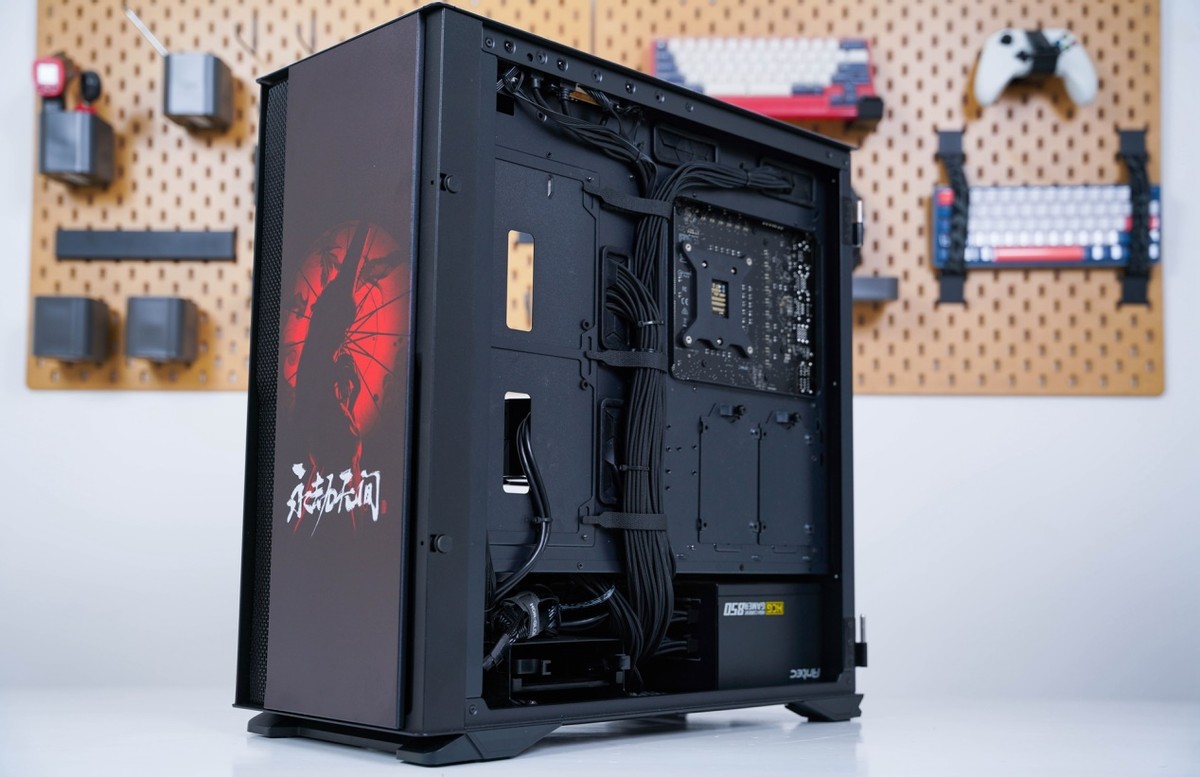 高级感桌面搭建,diy改造电脑主题机箱