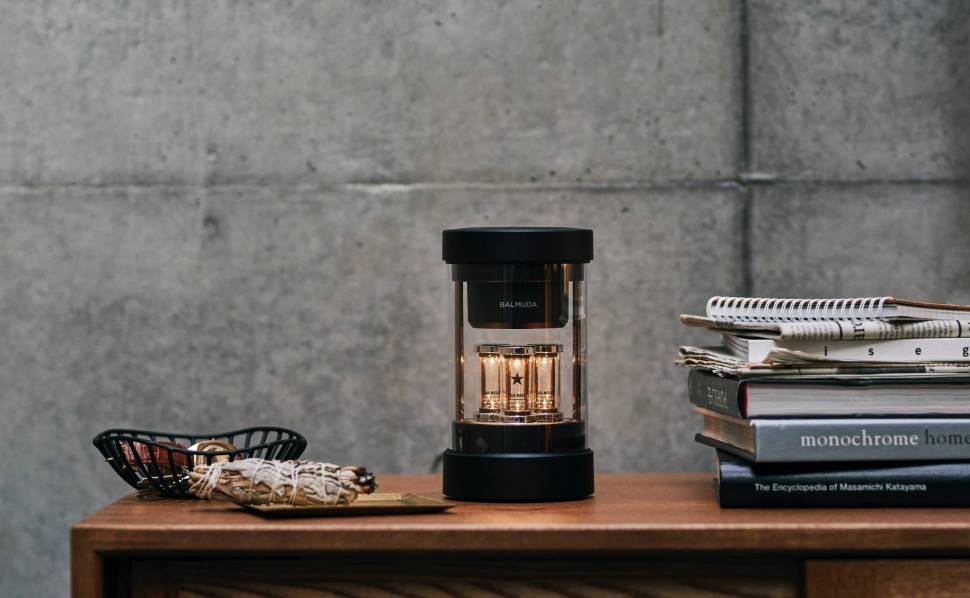 宾馆酒店房间都标配的音箱,顶级酒店房间里的音响