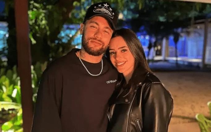 内马尔女友孕期出轨,内马尔被爆女友怀孕期间出轨