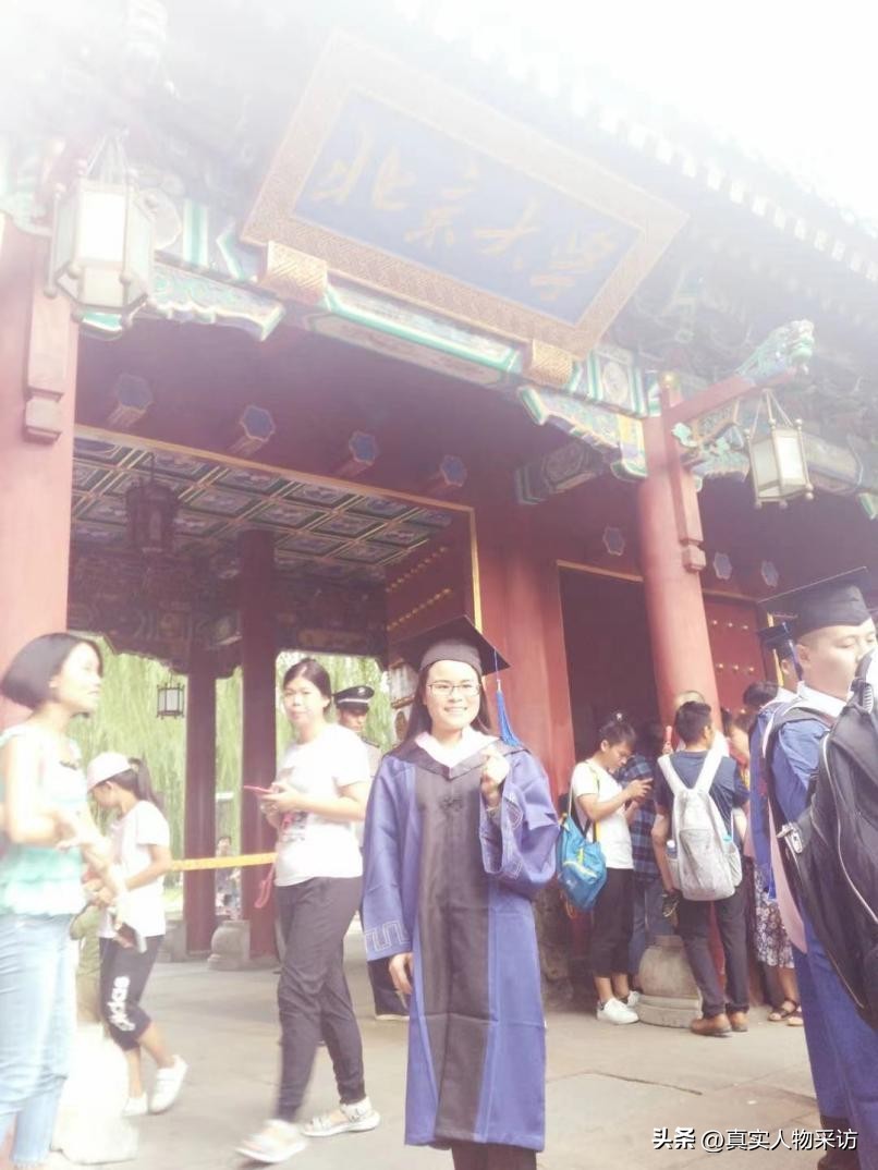 90后女孩放弃工作摆地摊月入9万,浙江女孩辞职摆地摊月入9万