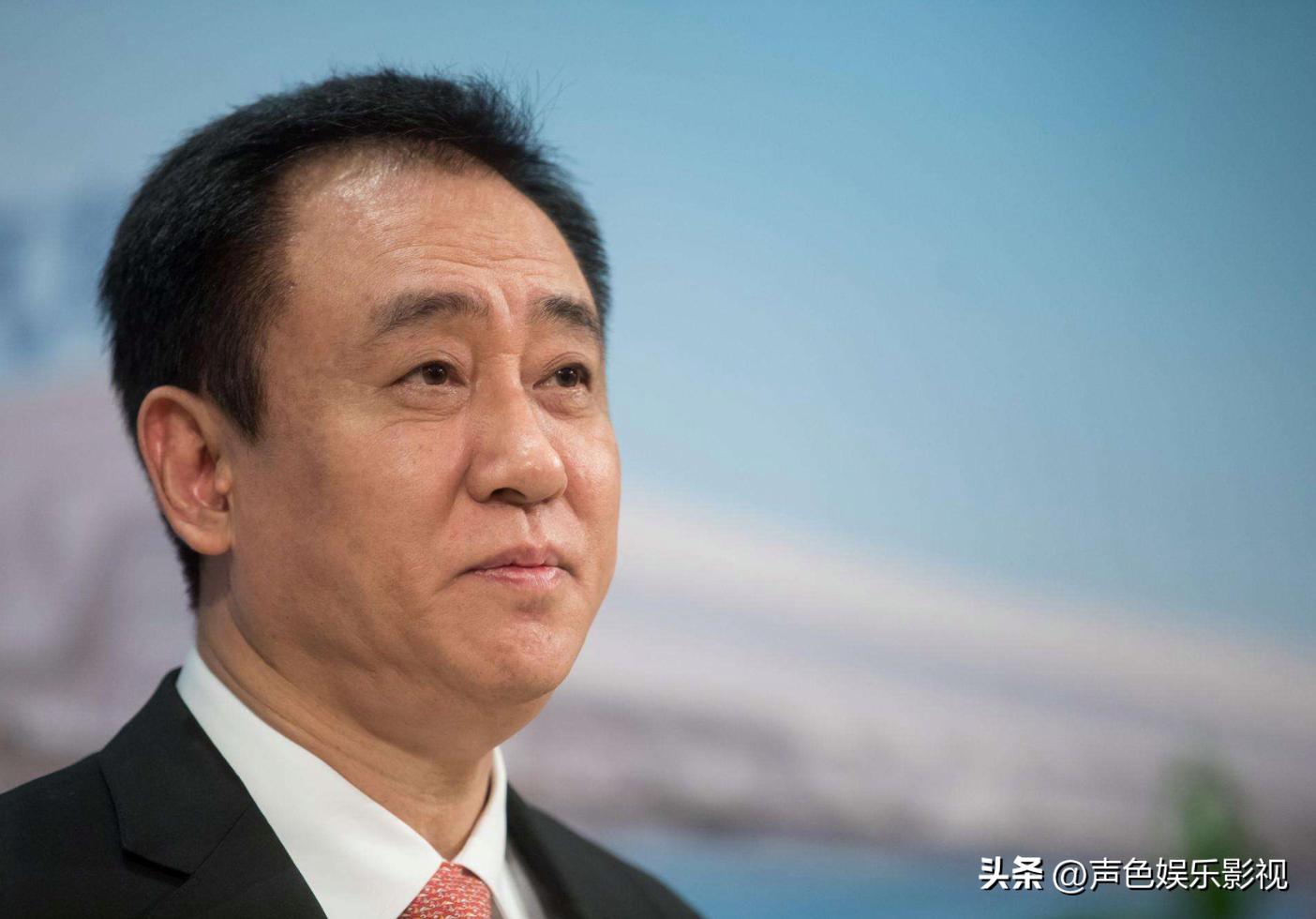 许家印走向首富的经历,许家印发迹之路