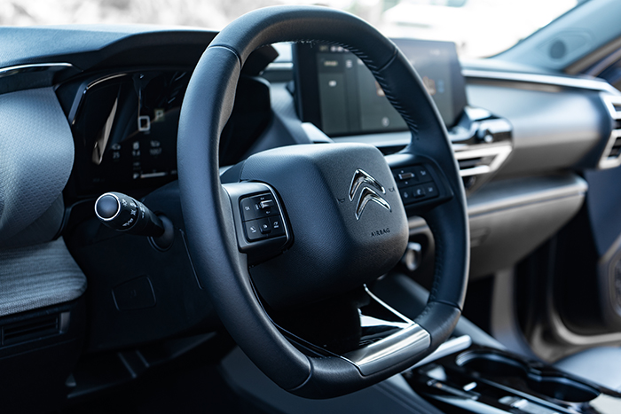 法系车为什么喜欢用麦弗逊,法系车为何受人追捧