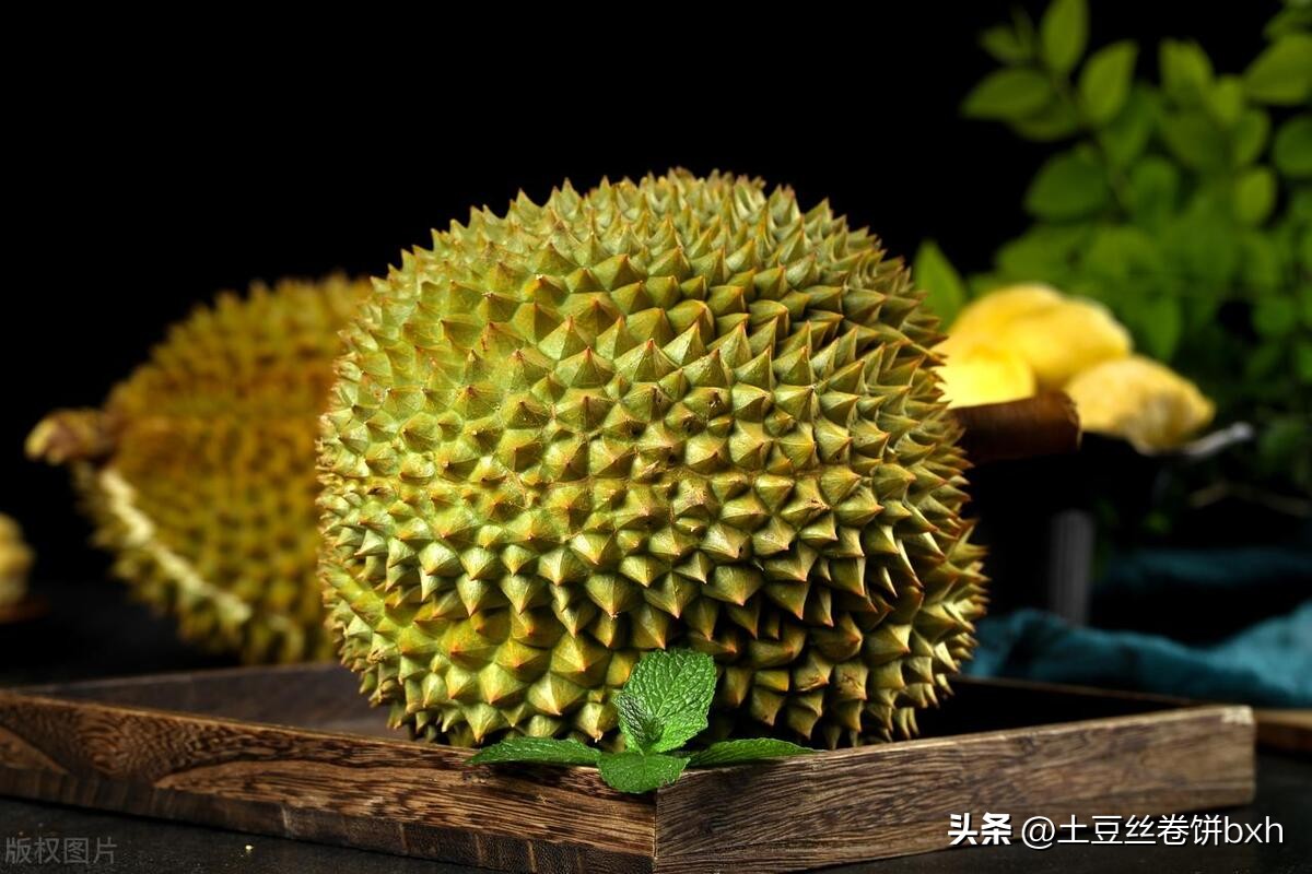 买榴莲怎么避免挑到死包,买榴莲就像选盲盒