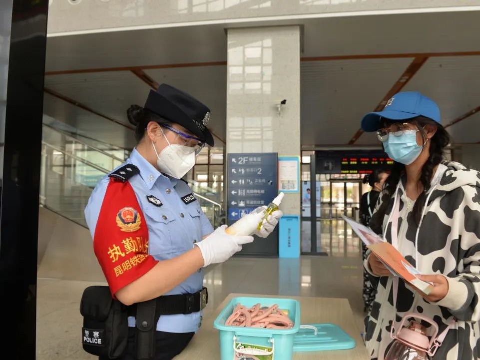 昆铁警方最近发生的事,昆明警方百日行动再建新功