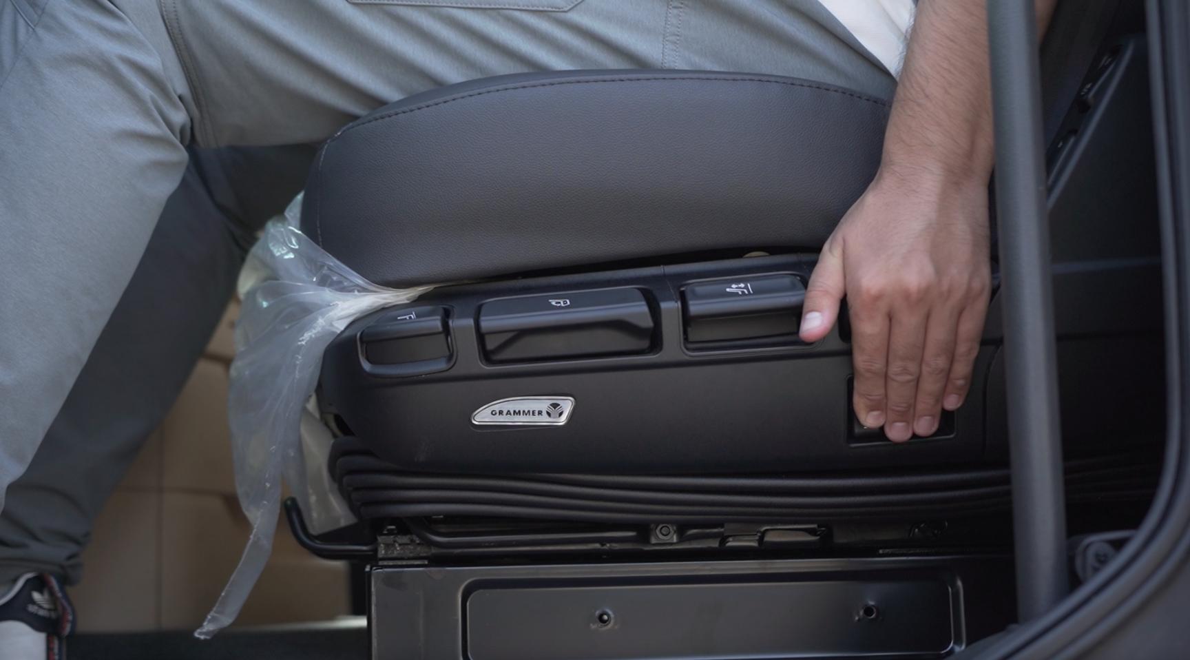 国产重卡最豪华驾驶室,国产高端重卡标配