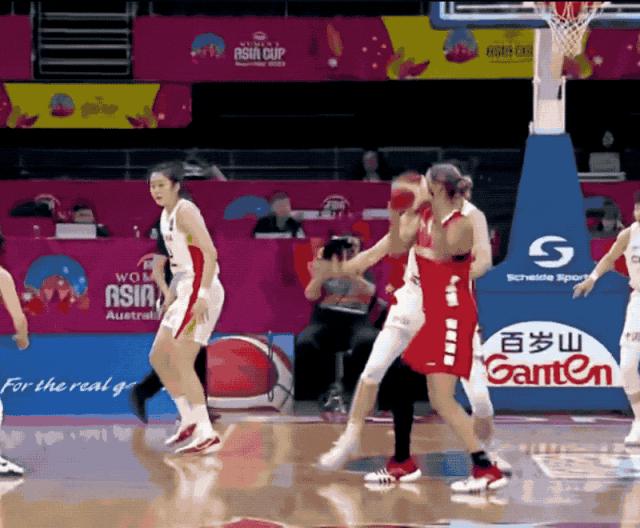 女篮大胜黎巴嫩,女篮26分大胜比利时