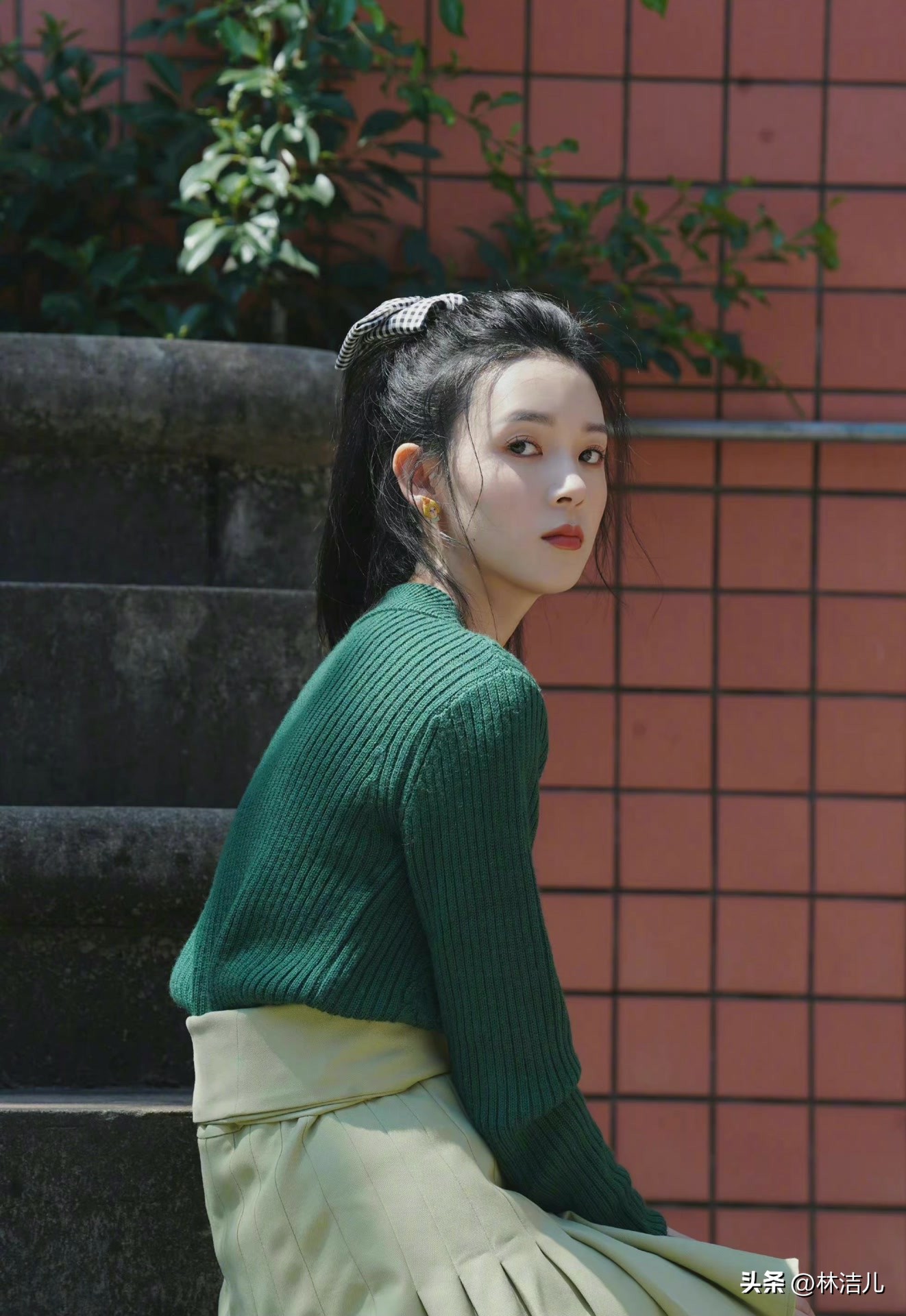 超简单的马尾教程减龄又可爱,又简单又好看的马尾