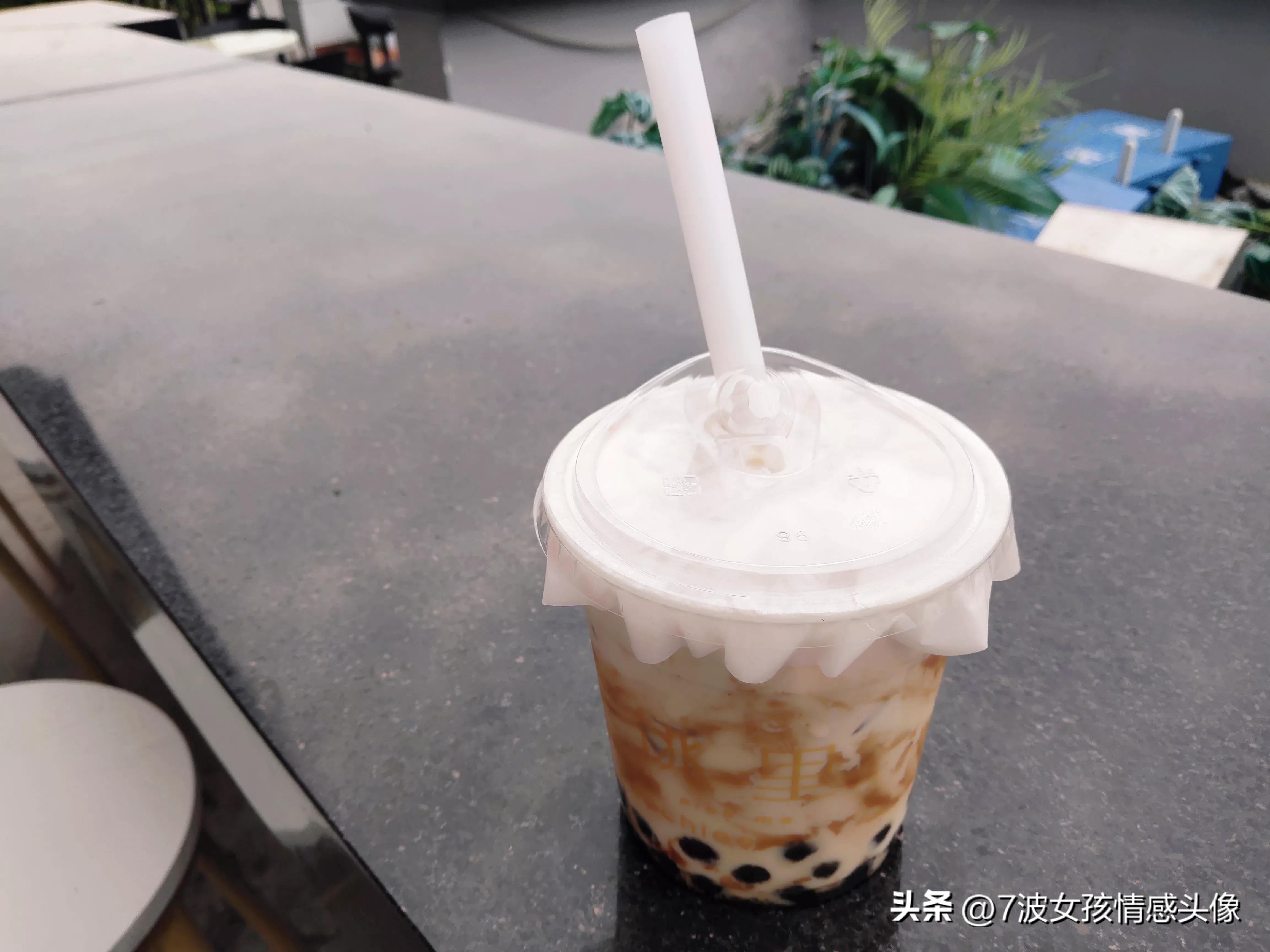 这世间没有感同身受只有独自承受,世上从来不感同身受只有冷暖自知