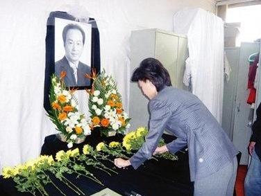 事实证明,央视没选错人,新闻主持邢质斌可以不要名和利